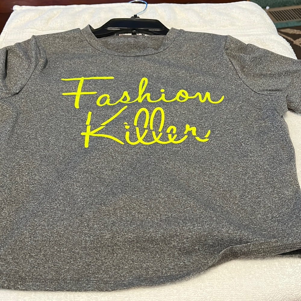 Crop Tee Shirt Size Large